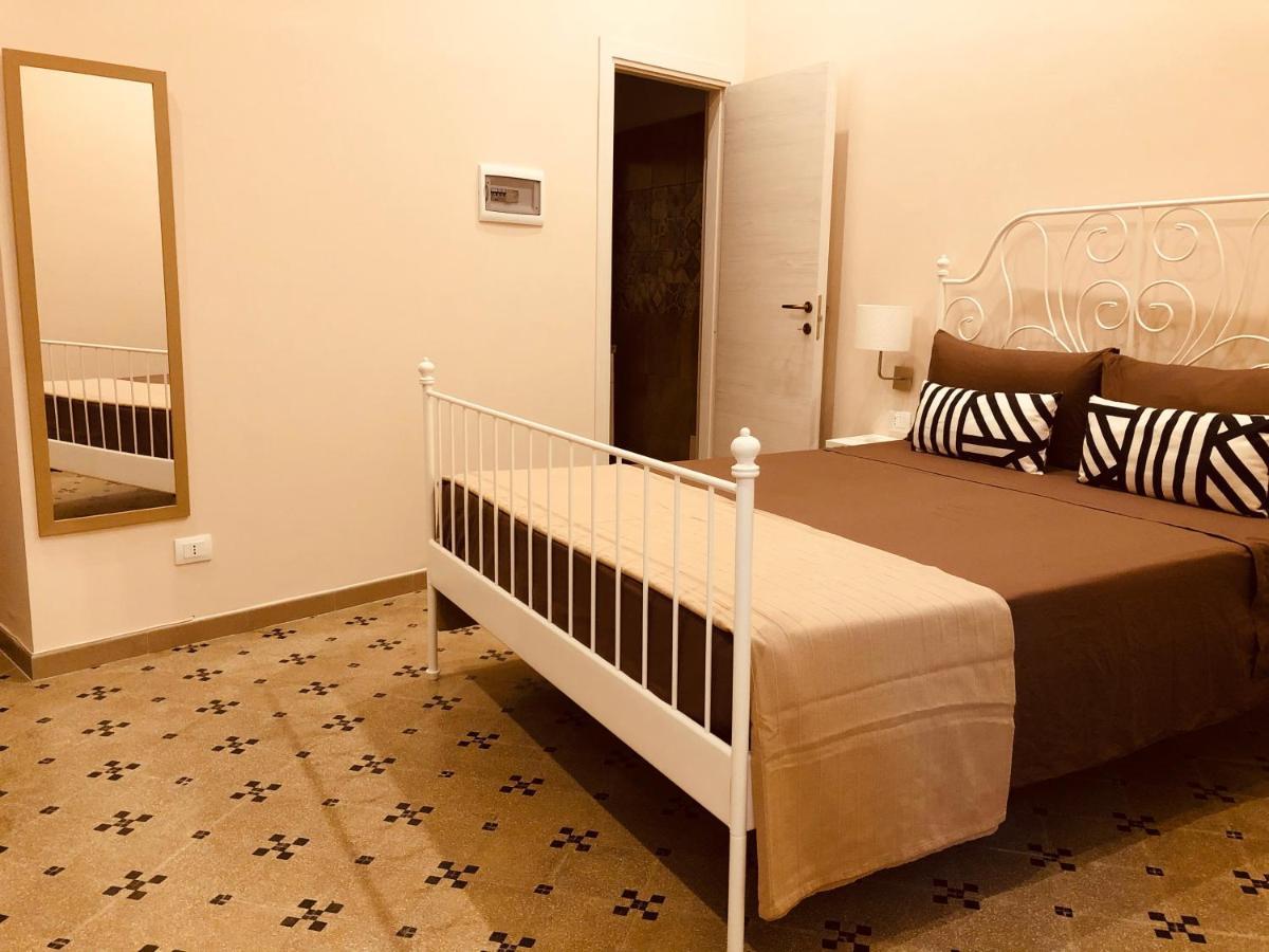 B&B Meliora Rooms Avola Exterior photo
